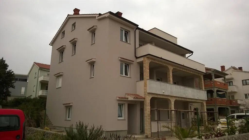 Apartment Apartmani Depikolozvane Krk Town Croatia