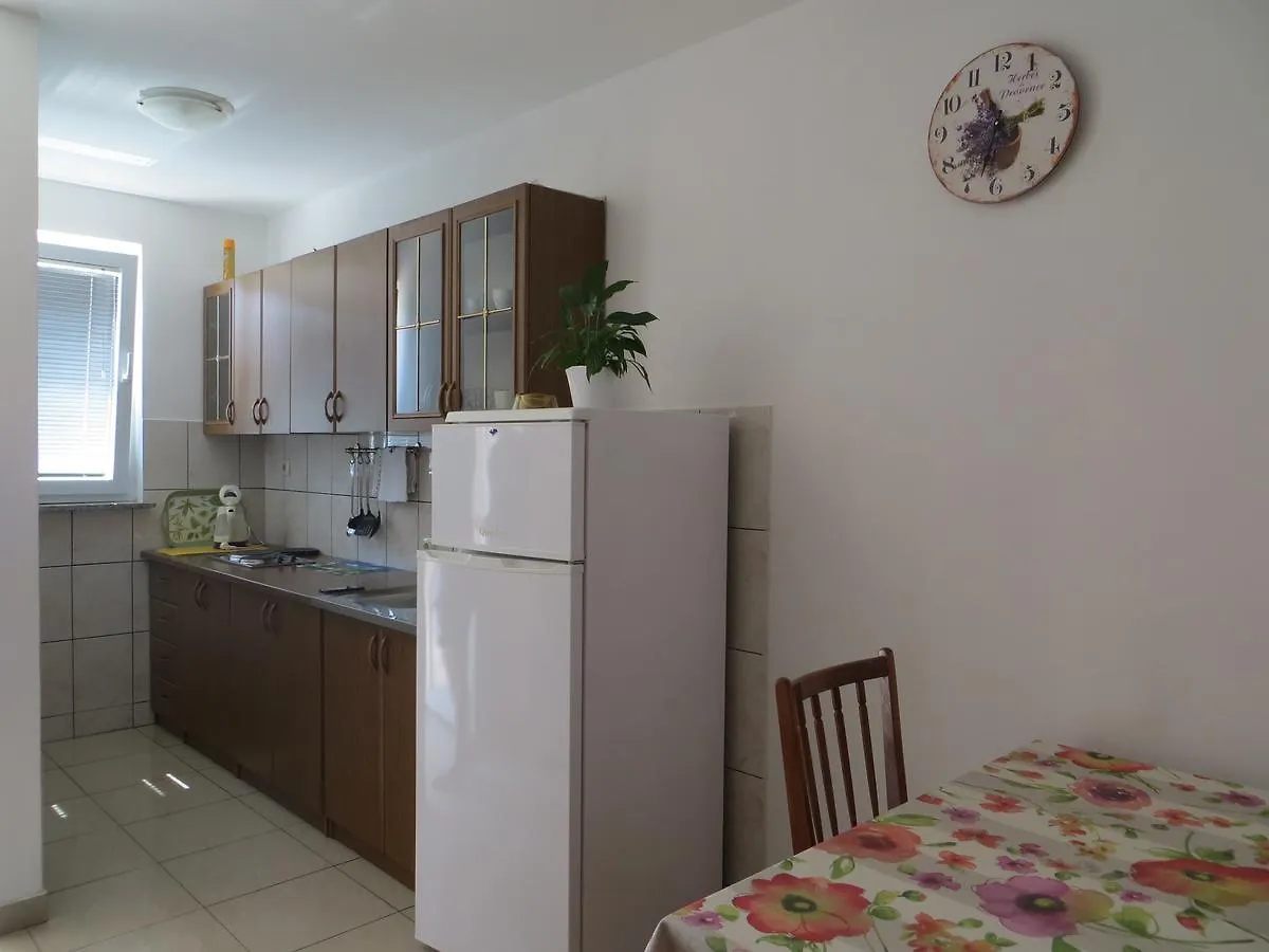 Apartment Apartmani Depikolozvane Krk Town Croatia
